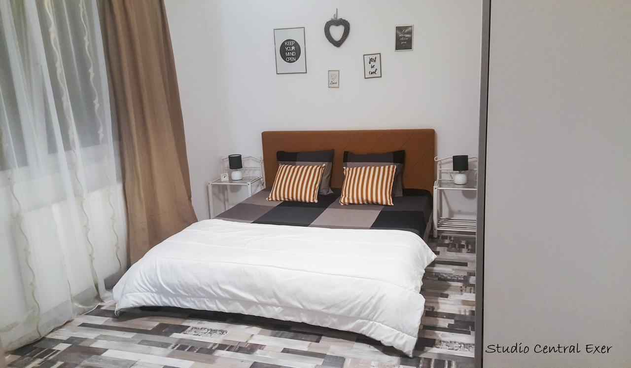 Studio Central Exer II Bukarest Kültér fotó